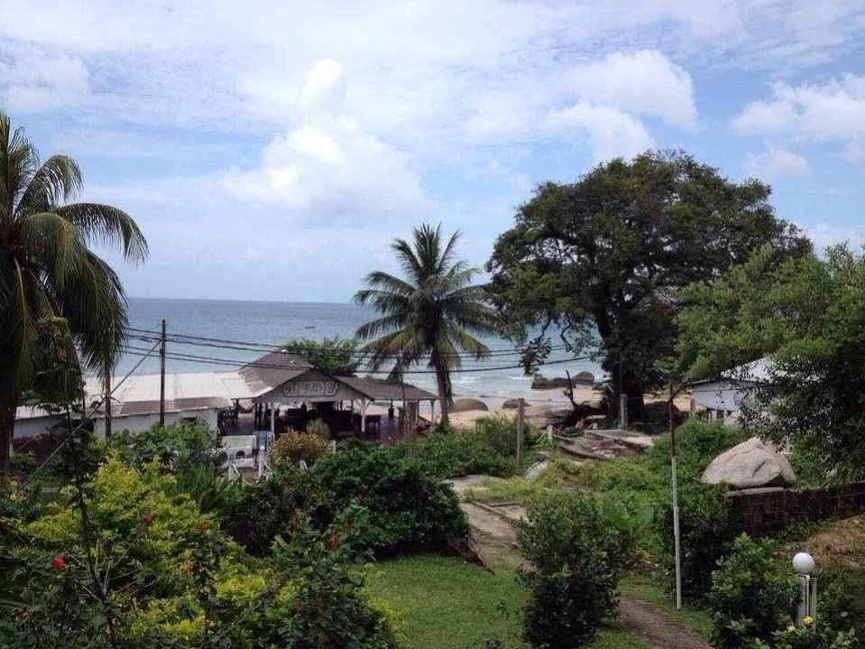 Marina Bay Resort & Restaurant Kampung Genting Екстер'єр фото