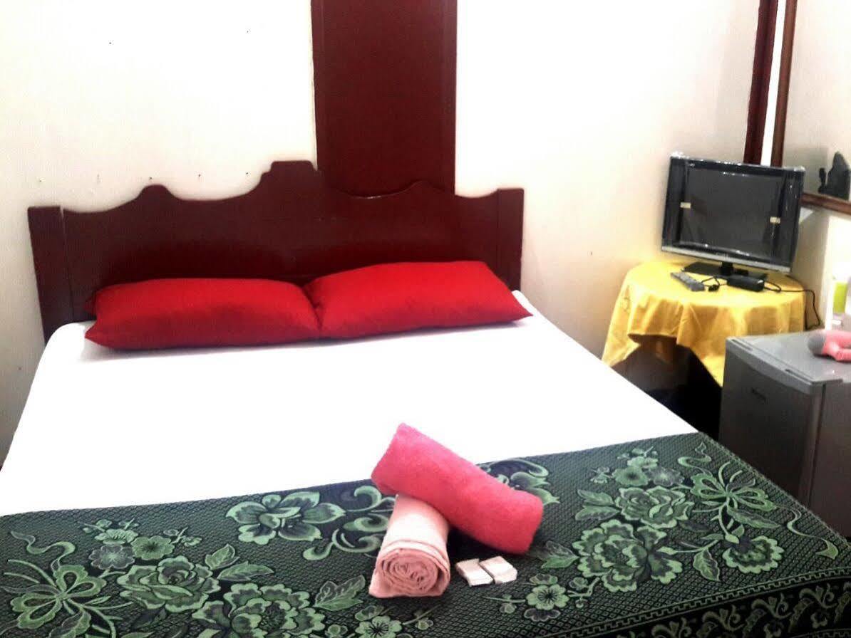 Marina Bay Resort & Restaurant Kampung Genting Екстер'єр фото